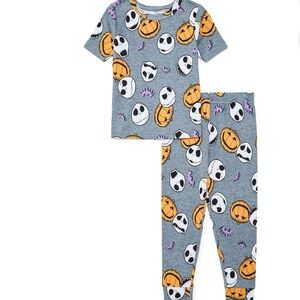 Disney Gray‎ Pajama Set with Pumpkin and Skull Print!